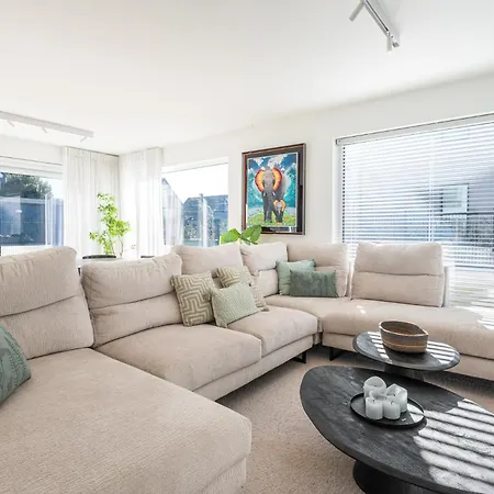 Apartamento Luxury With 4 Rooms, Pool And Modern Comfort De Haan