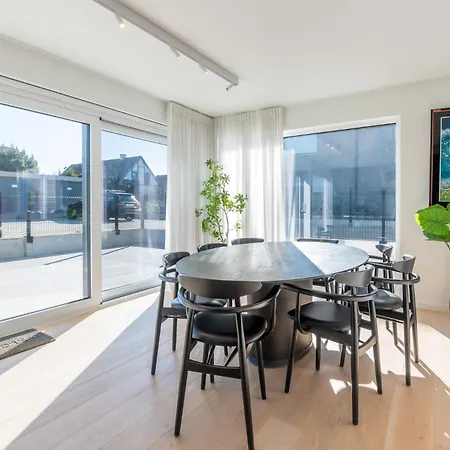 Luxury With 4 Rooms, Pool And Modern Comfort De Haan