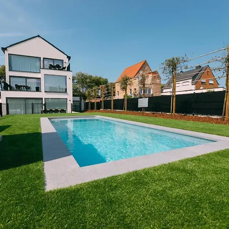 Luxury With 4 Rooms, Pool And Modern Comfort * De Haan