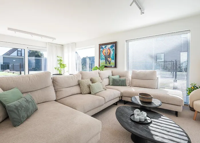 Lägenhet Luxury With 4 Rooms, Pool And Modern Comfort De Haan