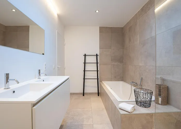 Luxury With 4 Rooms, Pool And Modern Comfort De Haan