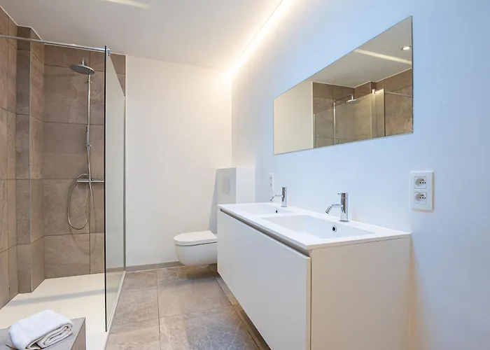 Luxury With 4 Rooms, Pool And Modern Comfort Appartement De Haan