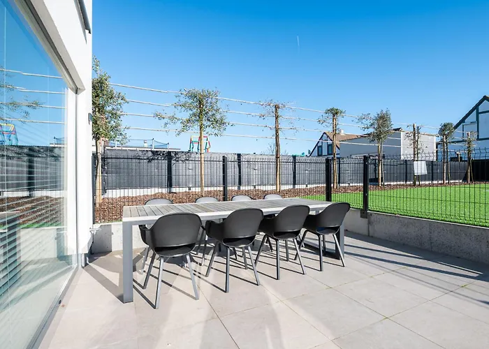 Luxury With 4 Rooms, Pool And Modern Comfort De Haan