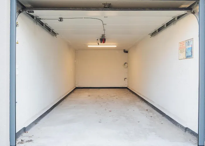 Luxury With 4 Rooms, Pool And Modern Comfort Lägenhet *